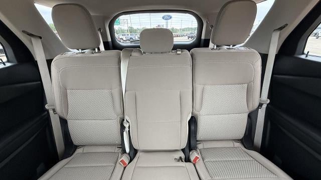 2023 Ford Explorer Base