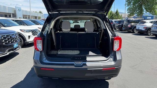 2022 Ford Explorer Base
