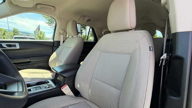 2022 Ford Explorer Base