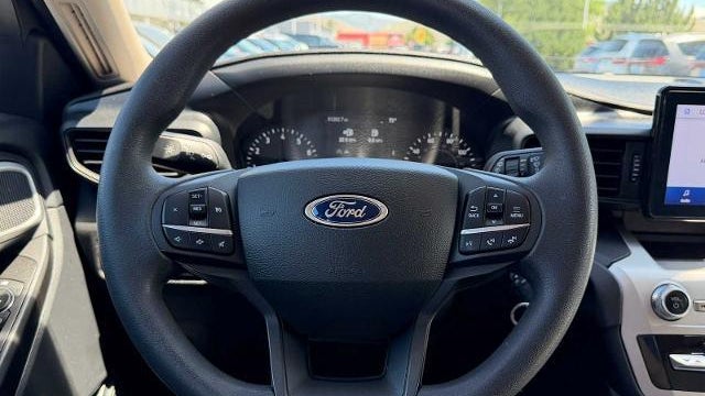 2022 Ford Explorer Base