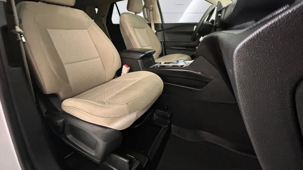 2023 Ford Explorer Base
