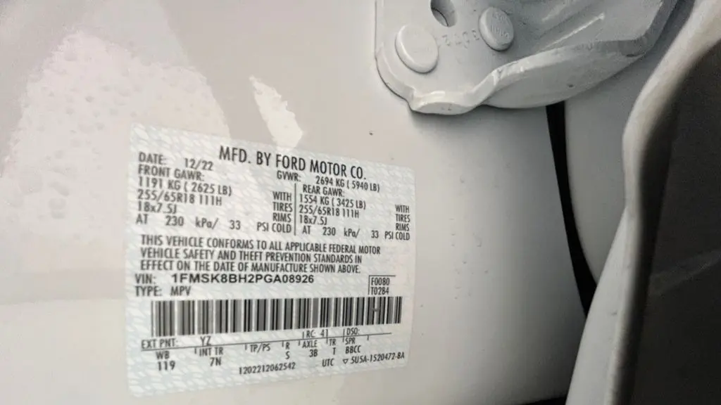2023 Ford Explorer Base