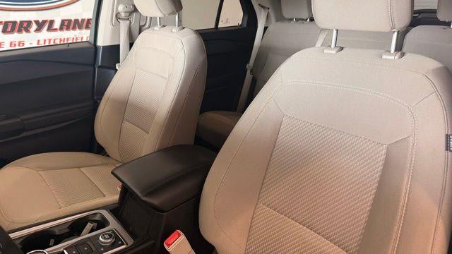 2021 Ford Explorer Base