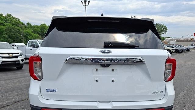 2021 Ford Explorer Base
