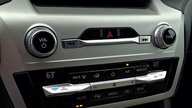 2021 Ford Explorer Base