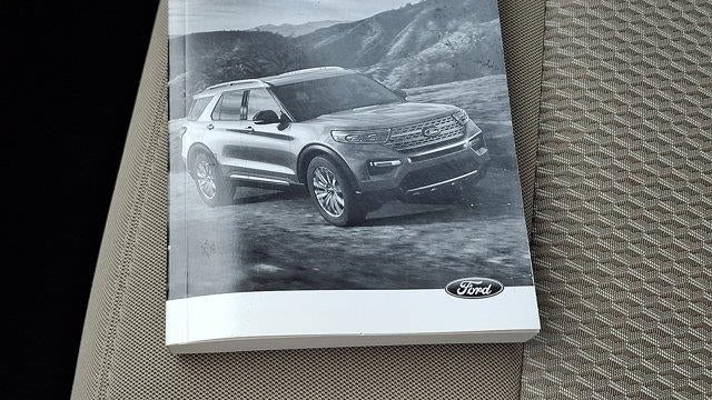2021 Ford Explorer Base