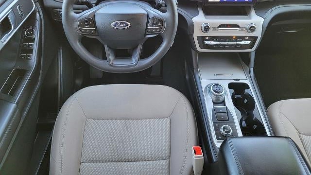 2021 Ford Explorer Base