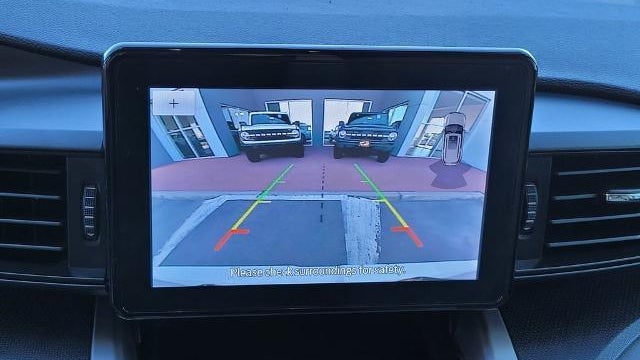 2021 Ford Explorer Base