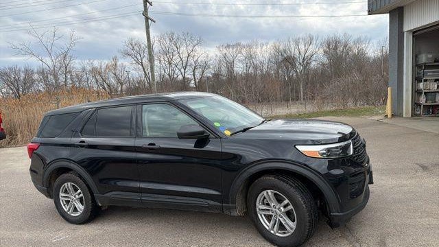 2022 Ford Explorer Base