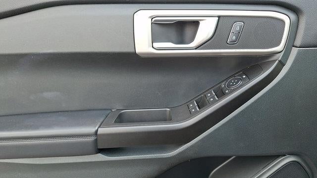 2021 Ford Explorer Base