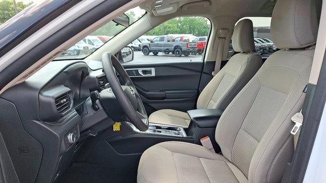 2021 Ford Explorer Base