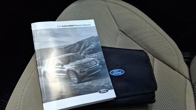 2021 Ford Explorer Base