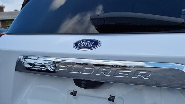 2021 Ford Explorer Base