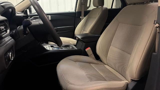 2023 Ford Explorer Base
