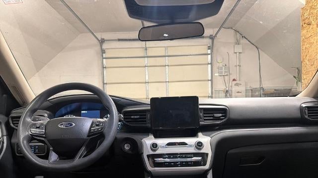 2023 Ford Explorer Base
