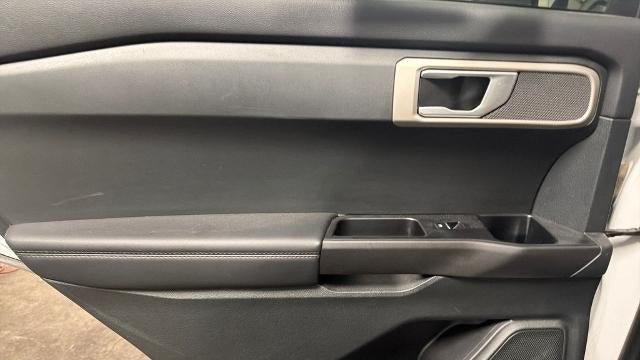 2023 Ford Explorer Base