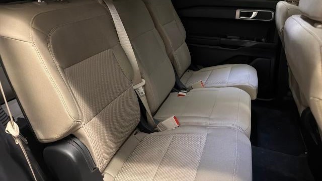 2023 Ford Explorer Base