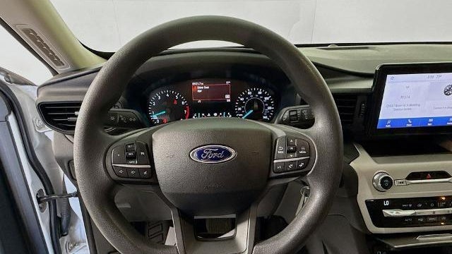 2021 Ford Explorer Base