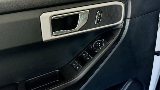 2021 Ford Explorer Base