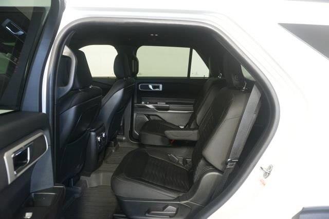 2020 Ford Explorer - $15,000