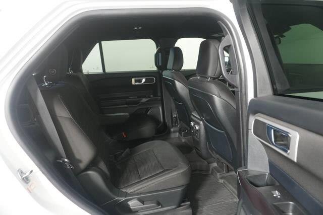 2020 Ford Explorer - $15,000
