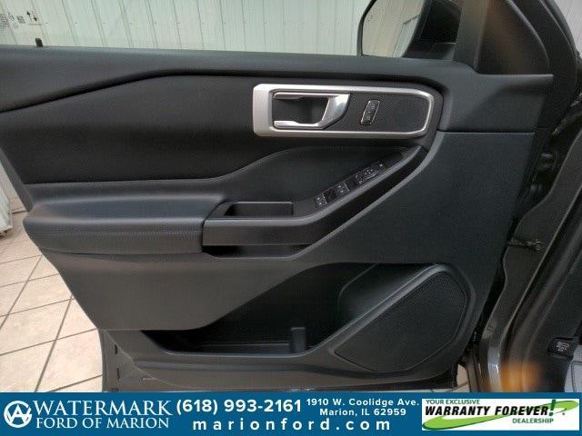 2020 Ford Explorer - $16,995