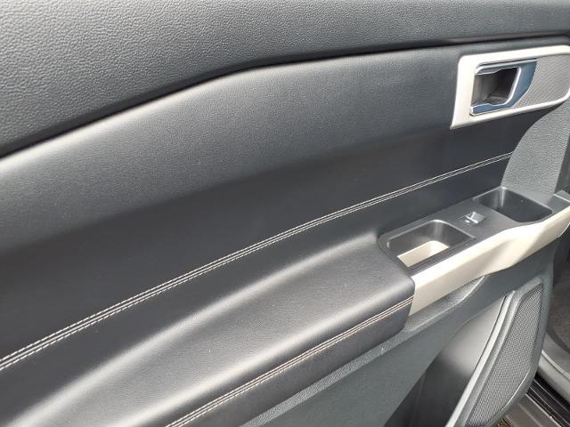 2021 Ford Explorer - $21,997