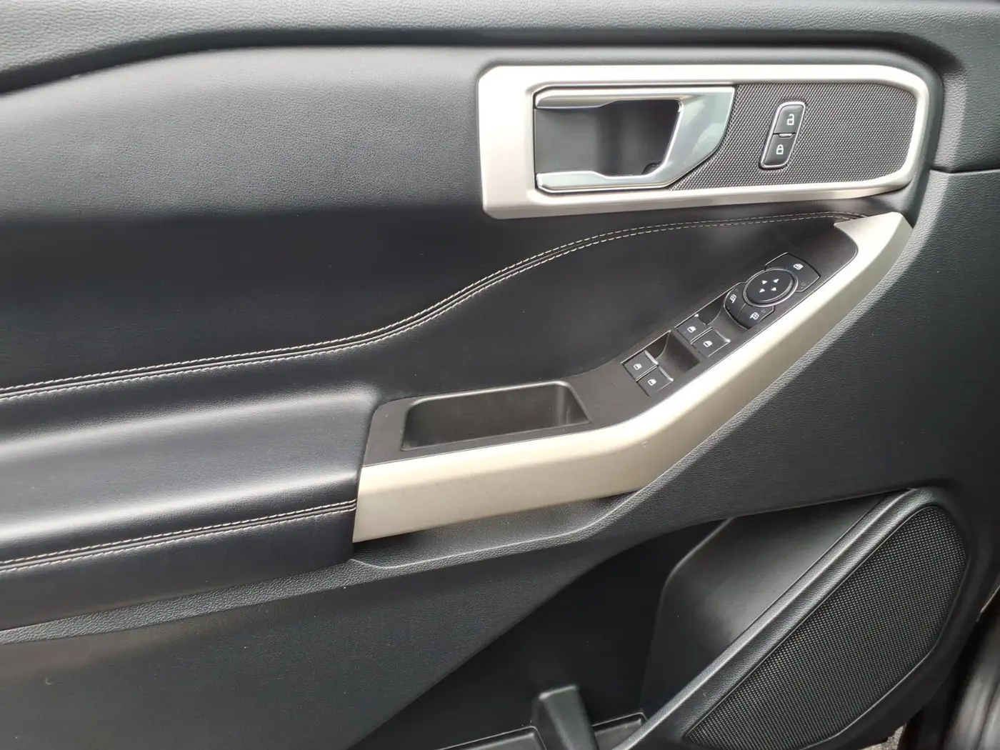 2021 Ford Explorer - $19,997