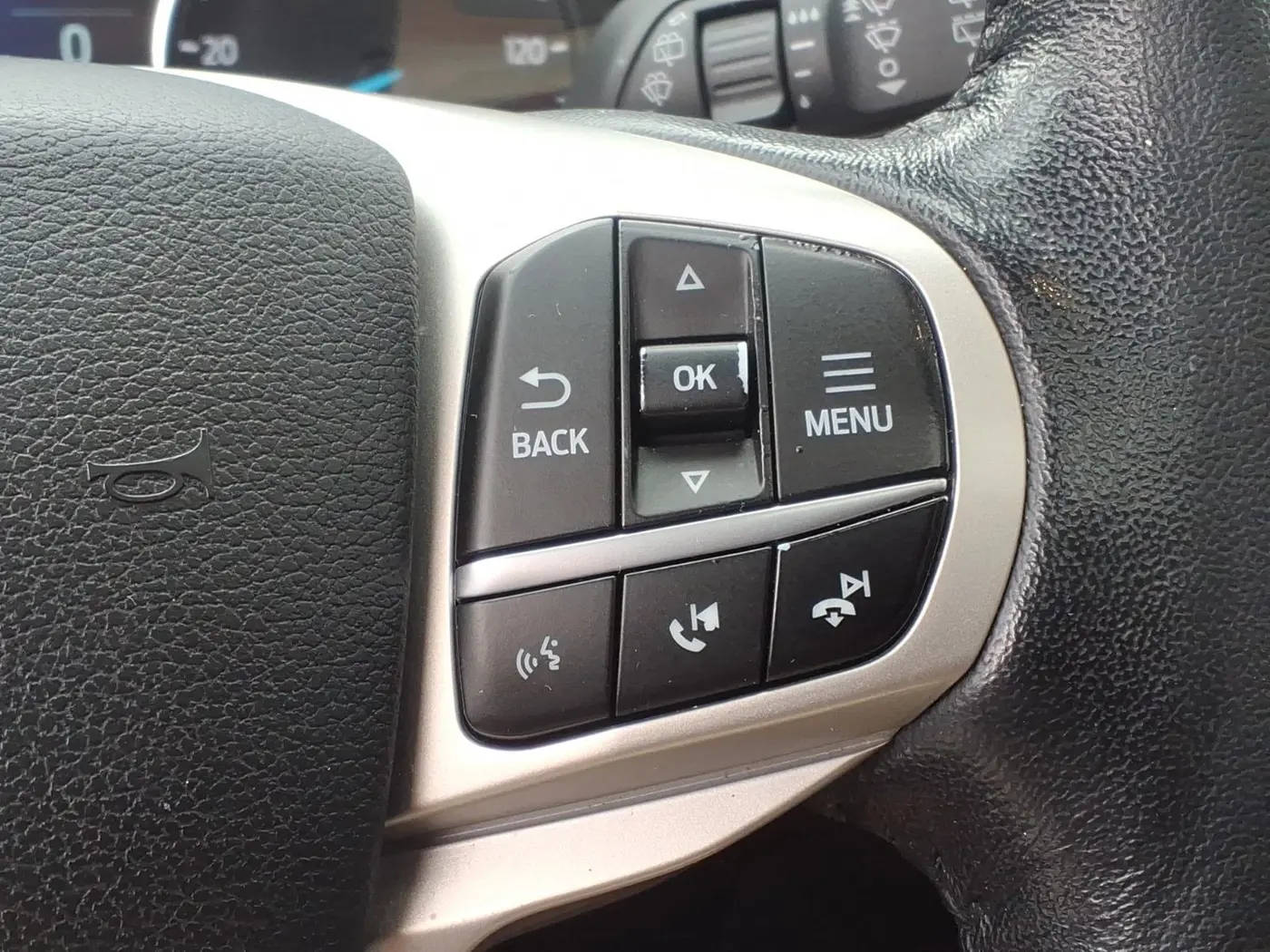 2021 Ford Explorer - $19,997