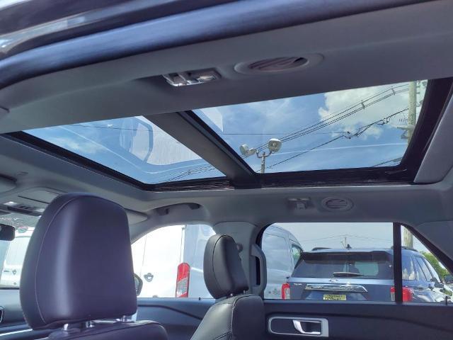 2021 Ford Explorer - $32,995