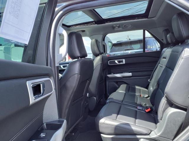 2021 Ford Explorer - $32,995
