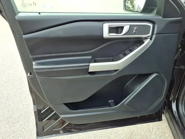 2021 Ford Explorer - $22,051