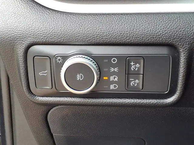 2021 Ford Explorer - $22,051