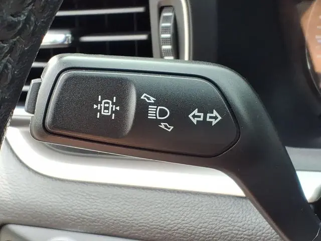 2021 Ford Explorer - $22,051