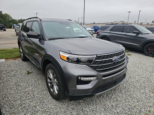 2022 Ford Explorer - $29,998