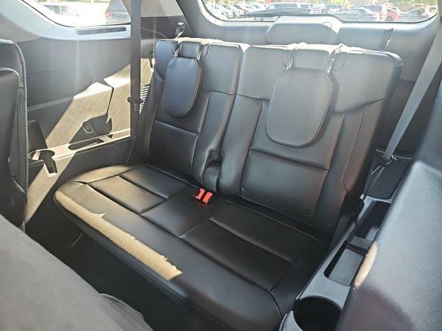 2022 Ford Explorer - $29,998