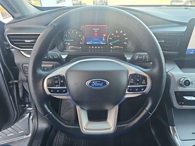 2022 Ford Explorer - $29,998