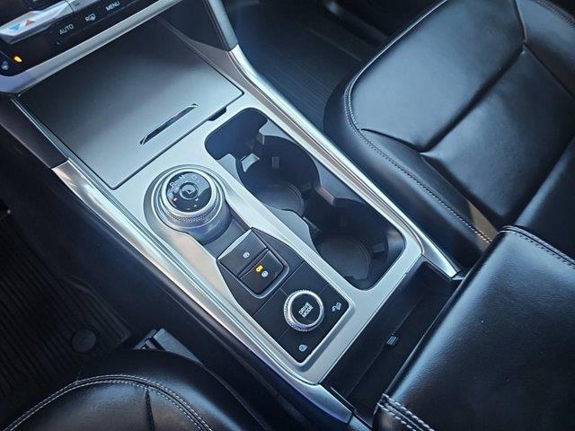2022 Ford Explorer - $29,998