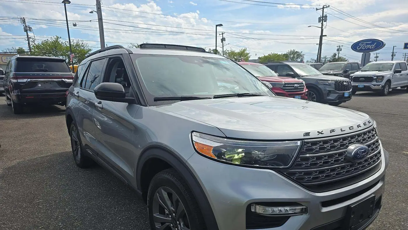 2022 Ford Explorer XLT