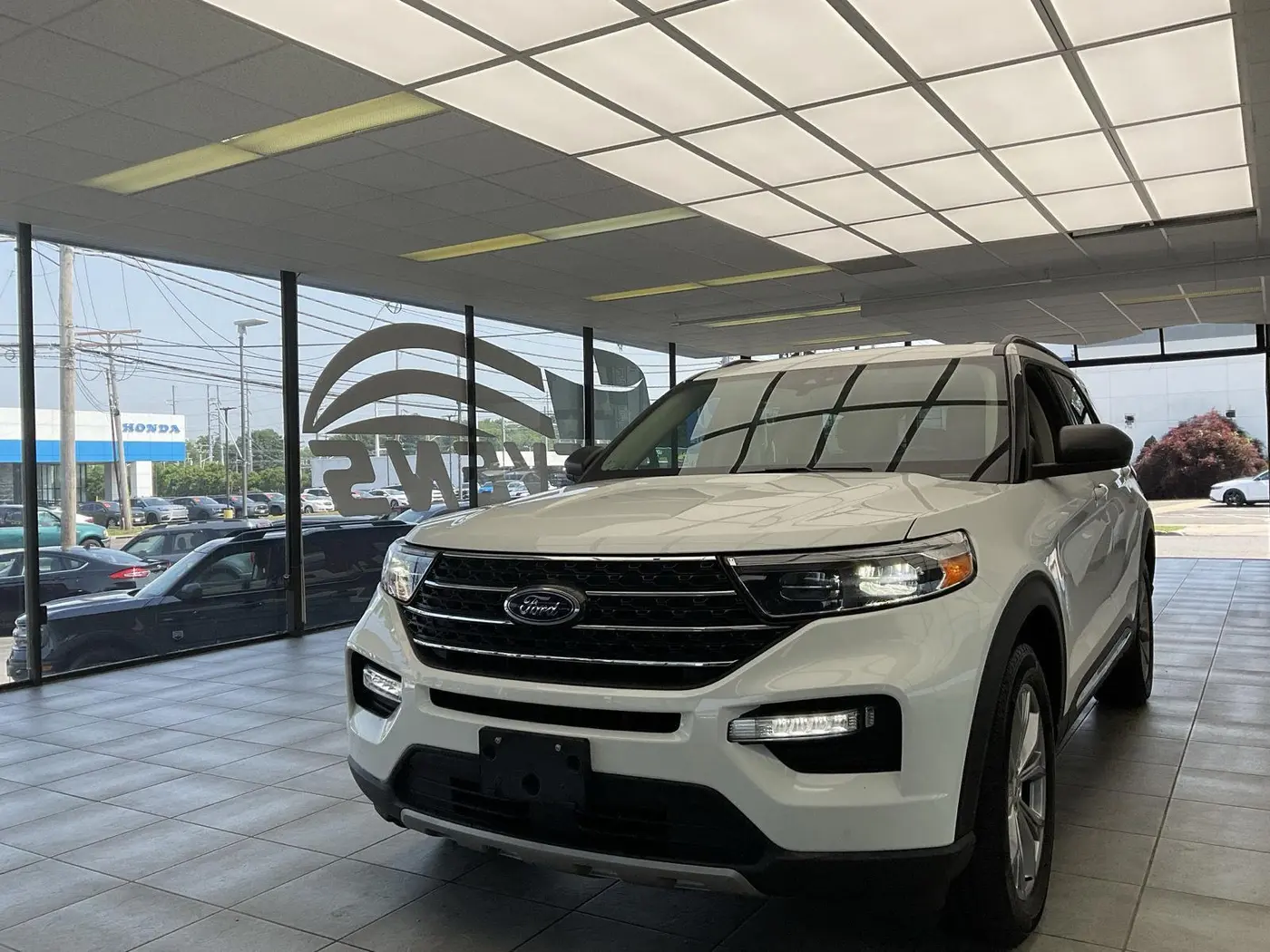 2022 Ford Explorer - $29,995