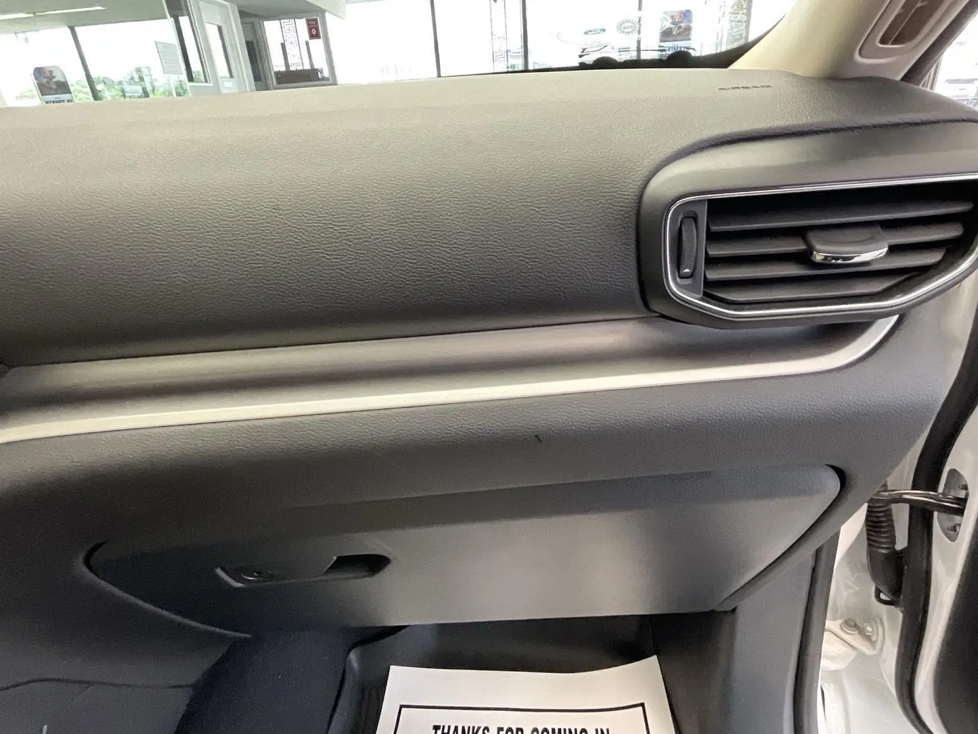 2022 Ford Explorer - $29,995