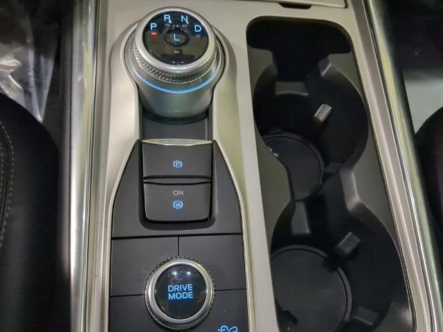 2022 Ford Explorer - $25,010