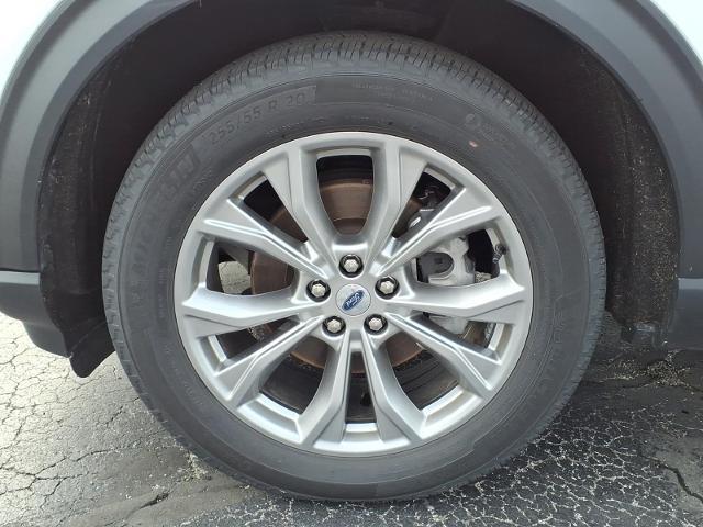 2023 Ford Explorer - $31,995
