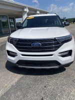 2023 Explorer Thumbnail 3