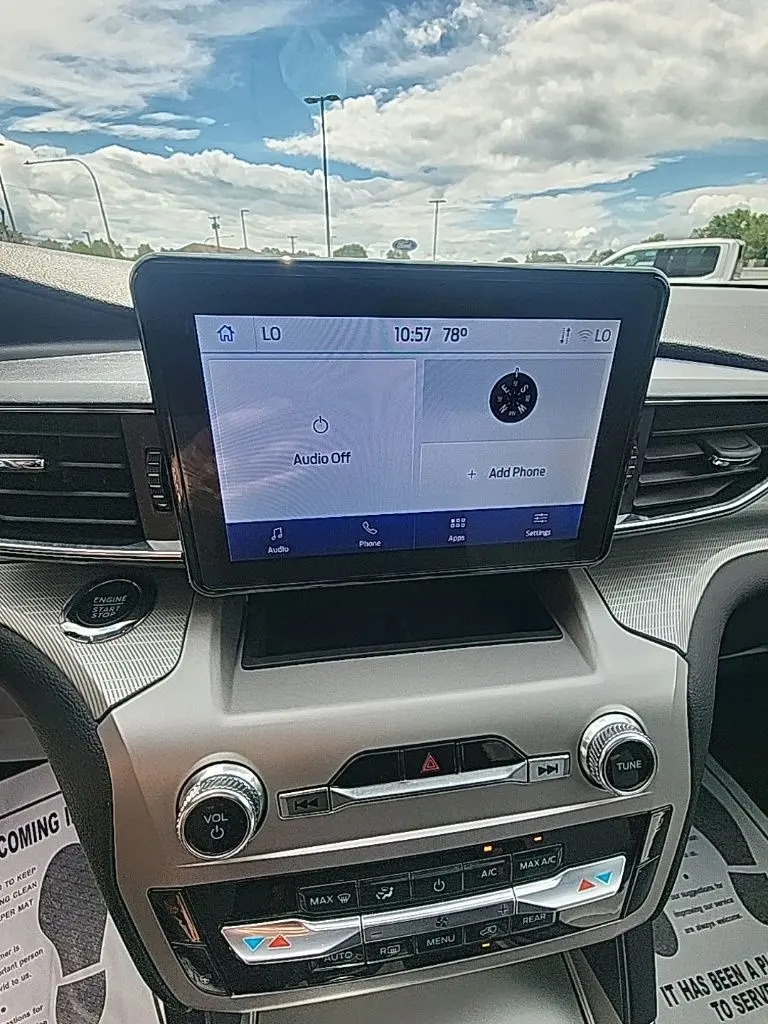 2023 Ford Explorer - $34,995