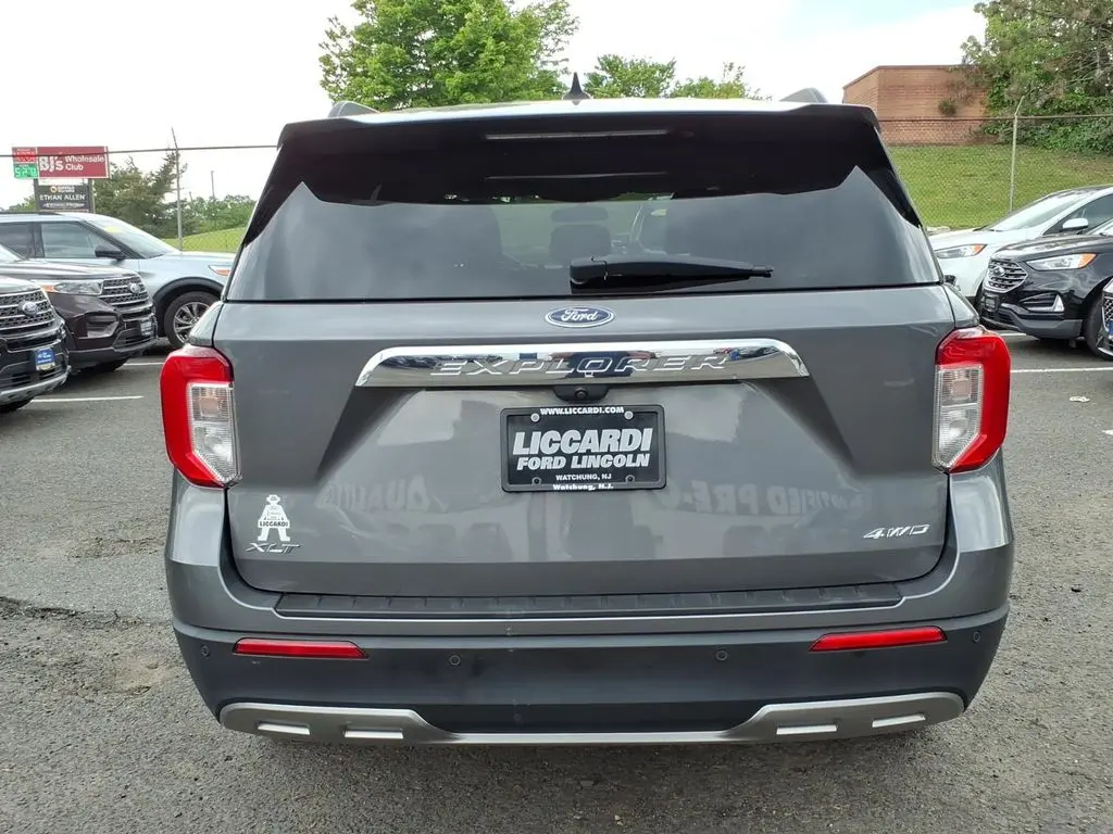 2023 Ford Explorer - $26,999