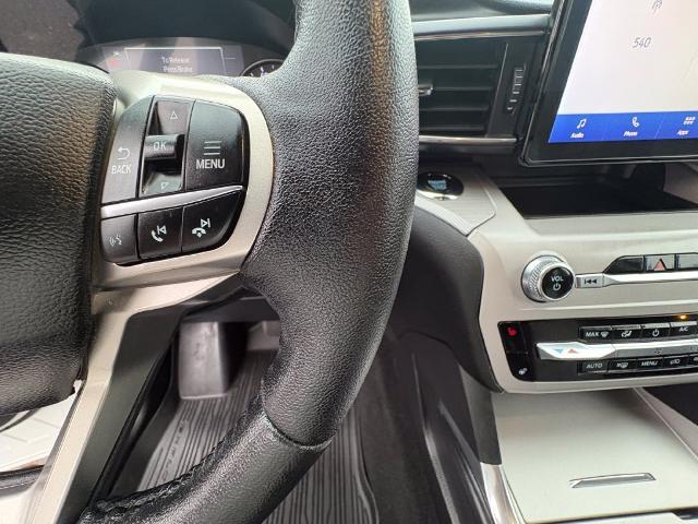 2023 Ford Explorer - $33,999