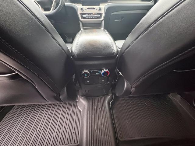 2023 Ford Explorer - $33,999