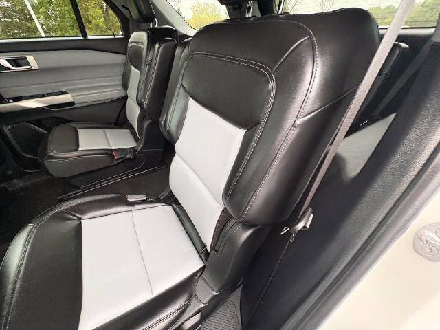 2023 Ford Explorer - $33,999