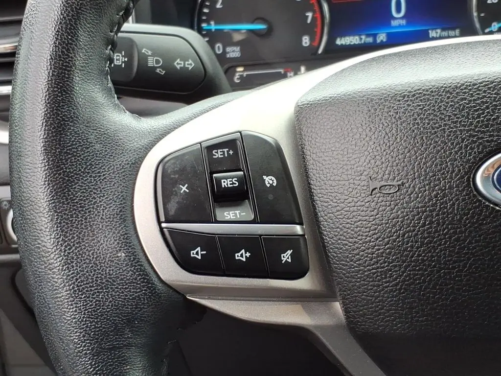 2023 Ford Explorer - $24,990